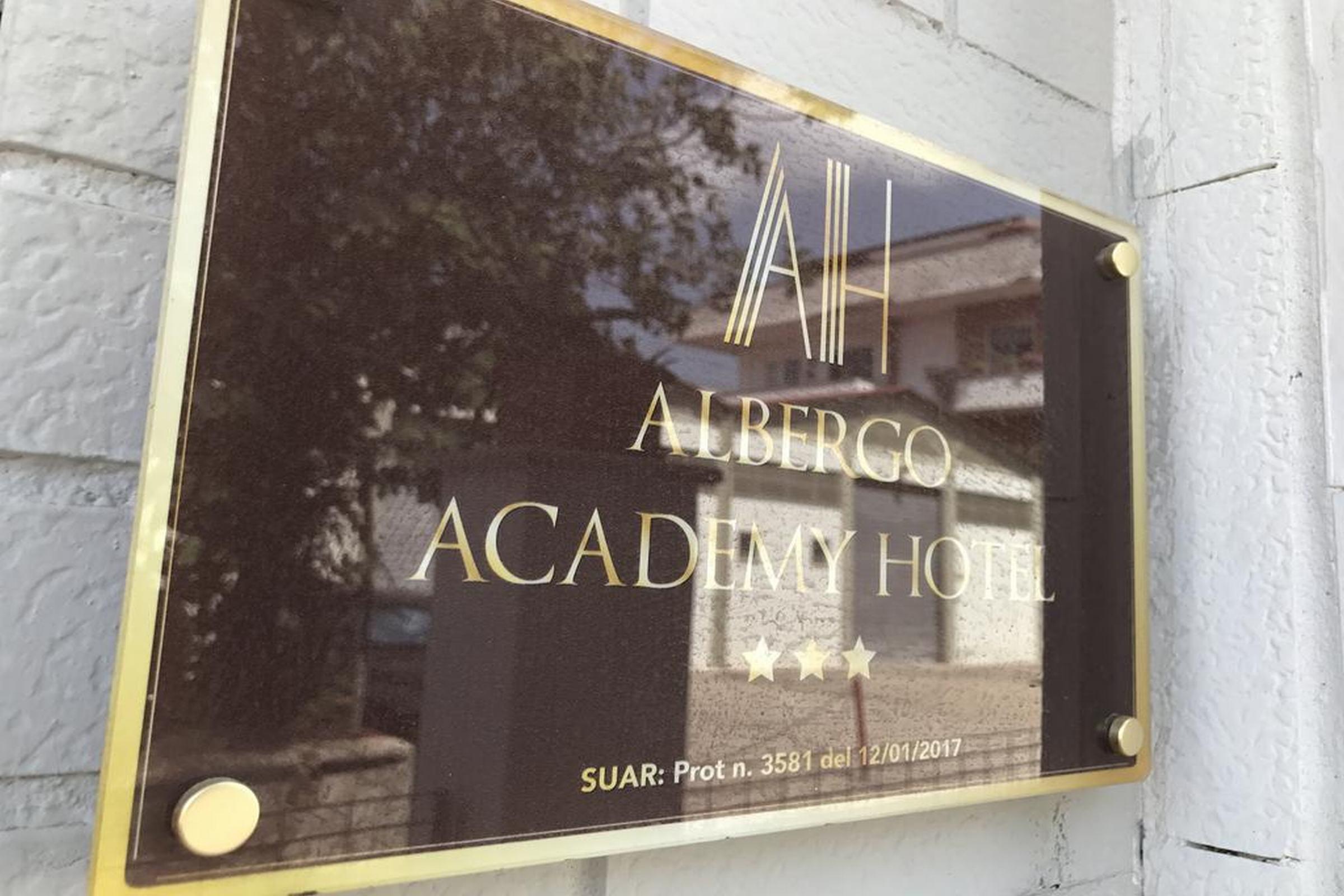 Academy Hotel Fiumicino Esterno foto